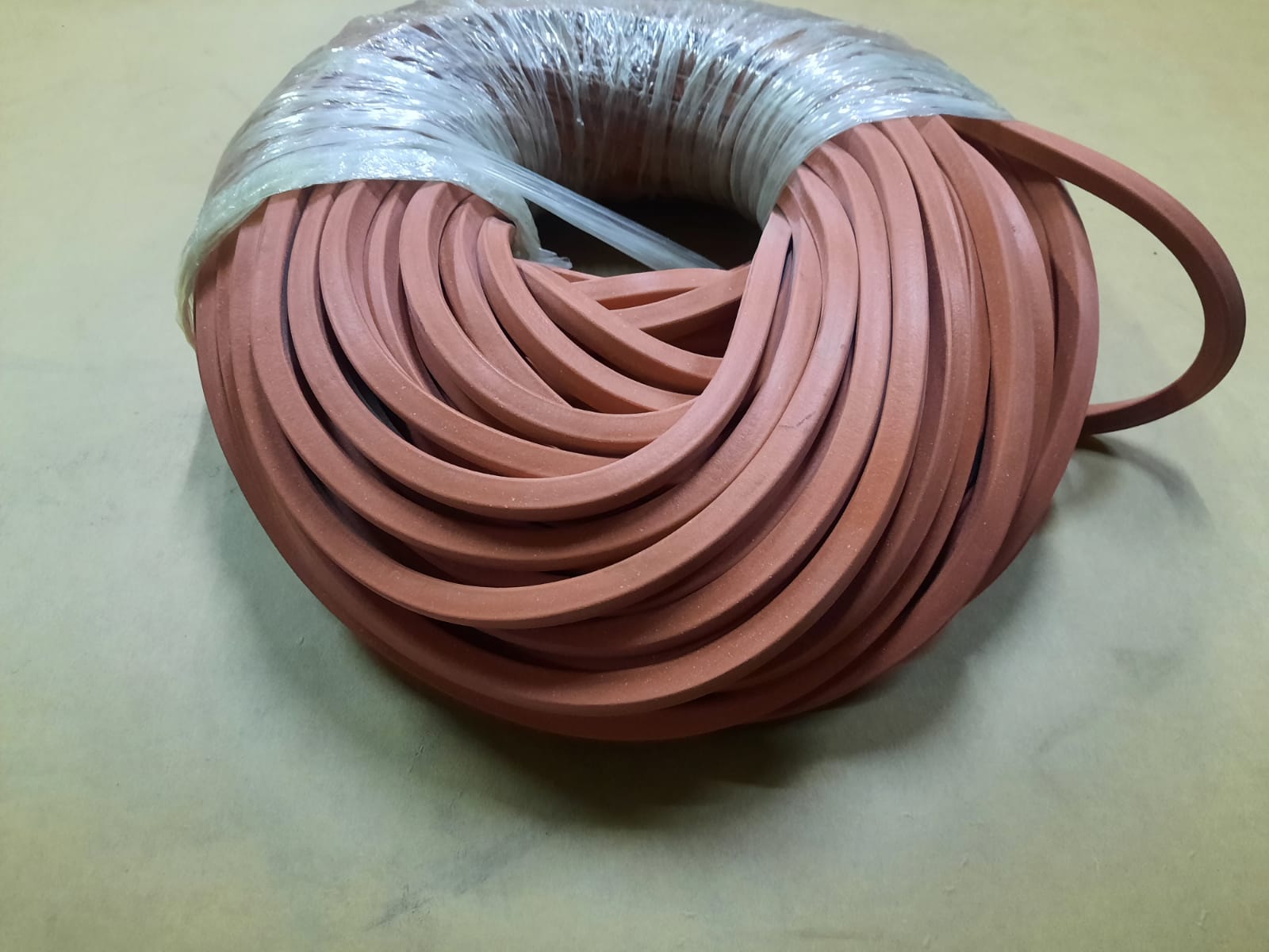 RUBBER SPON STRIP KOTAK MERAH